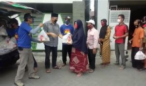 Cabup Sidoarjo Taufiqulbar Berbagi Kebahagiaan Bersama Emak-Emak