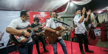 Eri cahyadi dan Armuji