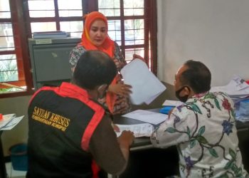Kejari Geledah dan Sita Berkas Kasus Dana Desa di Pucuk, Lamongan