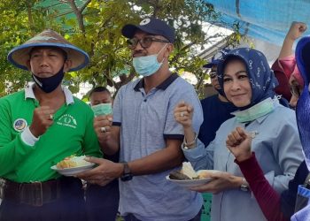 Hadiri Panen Raya, Suhandoyo – Astiti Janji Naikkan Anggaran Pertanian