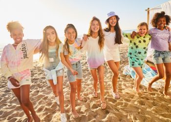 Justice Luncurkan Koleksi Tropicali dan Collection X by Justice untuk Cuaca Tropis