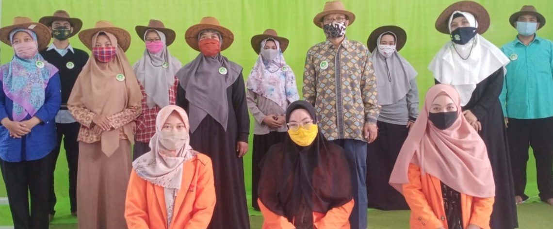 KKN di Masa Pandemi, Mahasiswi UISI Ini Tetap Enjoy Taati Protokol Kesehatan