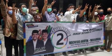 Mujiaman saat bertemu warga