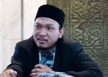 Kebahagiaan itu Seperti Bayang-bayang