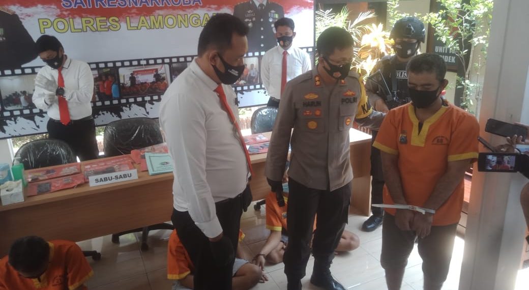 Polres Lamongan Gulung 7 Orang Pelaku Narkoba
