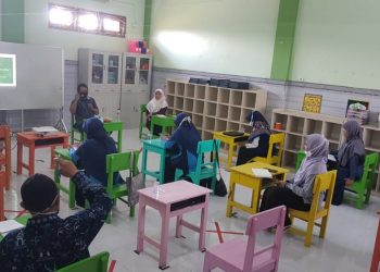 Gayeng dan Dinamisnya Para Guru ini Diskusikan Relasi Media