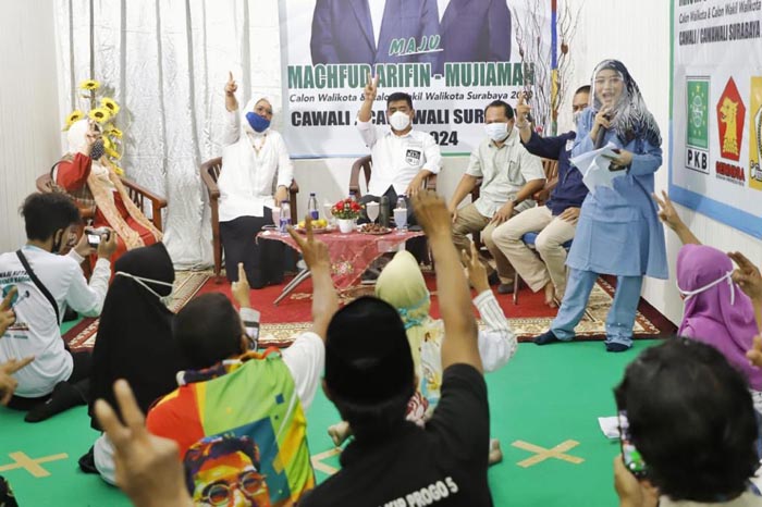 Cawawali Surabaya nomer urut 2, Mujiaman saat menghadiri peresmian posko Khofifah Indar Parawansa (KIP) Progo di Jalan Diponegoro, Darmo, Tegalsari, Kota Surabaya