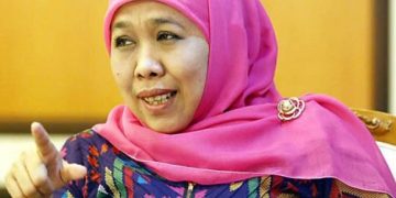 Gubernur Khofifah Sampaikan Duka Mendalam atas Wafatnya Pimpinan Ponpes Gontor, KH Abdulah Syukri Zarkasyi