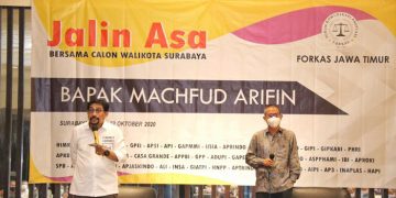 Machfud Arifin saat jadi pembicara di Forkas Jatim