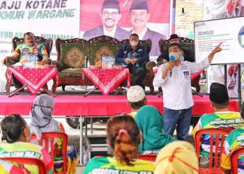 Masyarakat Krembangan Selatan mendukung Calon Wakil Walikota Surabaya, Mujiaman dalam kontestasi pilwali Surabaya 2020.