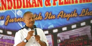 Ngelmu Lapangan, In Memoriam Fotografer Cak Rachmat Basuki