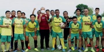 Widodo C. Putro Titipkan Keberlangsungan Sepak Bola Gresik ke Cawabup Alif