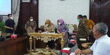 KPK Saksikan Penyerahan PSU Senilai Rp46,7 Miliar kepada Pemkot Surabaya