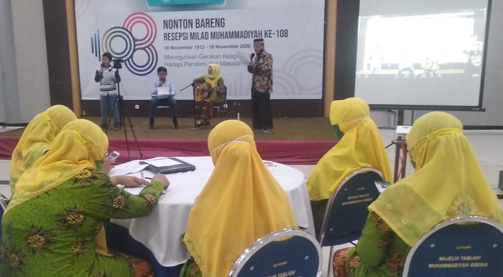 Penuh Khidmat, Nobar Resepsi Milad Muhammadiyah di Gedung Dakwah Gresik