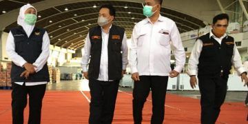 Gubernur Khofifah Minta Masyarakat Jangan Menimbun Barang, Stok Masih Aman