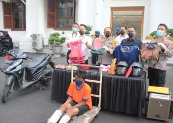 Mau Kabur, Polisi Tembak Jambret Ibu dan Anak di Tidar