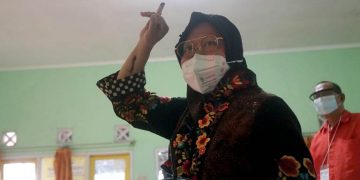 Nyoblos Dekat Rumahnya, Walikota Risma Titip Soal Pariwisata pada Penerusnya