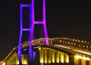 Malam Tahun Baru, Jembatan Suramadu Ditutup