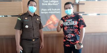 Kasi Intel Kejari Banyuwangi Sebut Pungutan Serah Terima Sertifikat PTSL Desa Kesilir Pidana