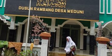 Dua Minggu, 500 KK Warga Weduni, Lamongan Dikepung Banjir