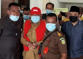 Camat Duduksampeyan Akhirnya Dijebloskan ke Rutan Gresik, Diduga Korupsi Rp 1 Miliar Selama 3 Tahun
