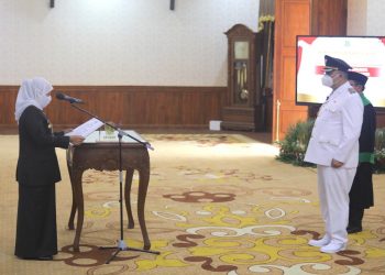 Whisnu Sakti, Walikota Surabaya Definitif 6 Hari