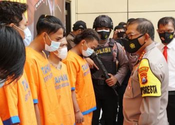 Tim Satreskrim Polresta Sidoarjo Ringkus 8 Pemuda Pelaku Pengeroyokan