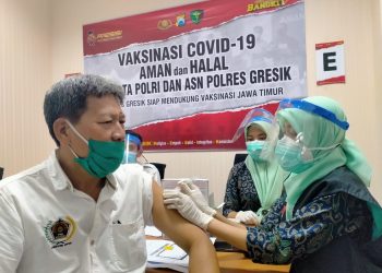 Puluhan Wartawan Gresik Divaksin Covid-19