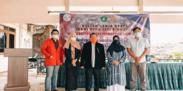 Titik Beratkan Pemberdayaan Masyarakat, Mahasiswa Umsida Gelar KKN di Desa Jati
