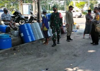 Jualan Ditrotoar, 2 Wilayah Jadi Sasaran Penertiban PKL Liar di Surabaya