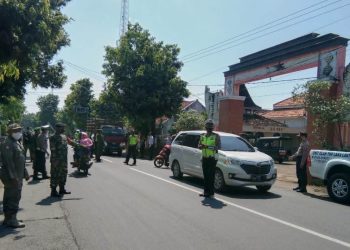 12 Warga Lamongan Kena Sanksi