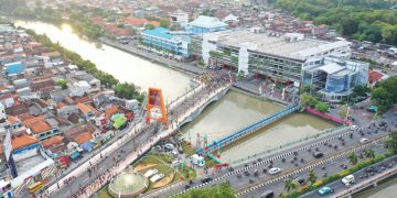 Gedung Parkir dan Terminal Intermoda Joyoboyo Terkoneksi ke KBS