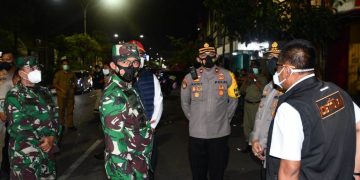 2 Juli Malam Surabaya Masuki Tahap PPKM Darurat