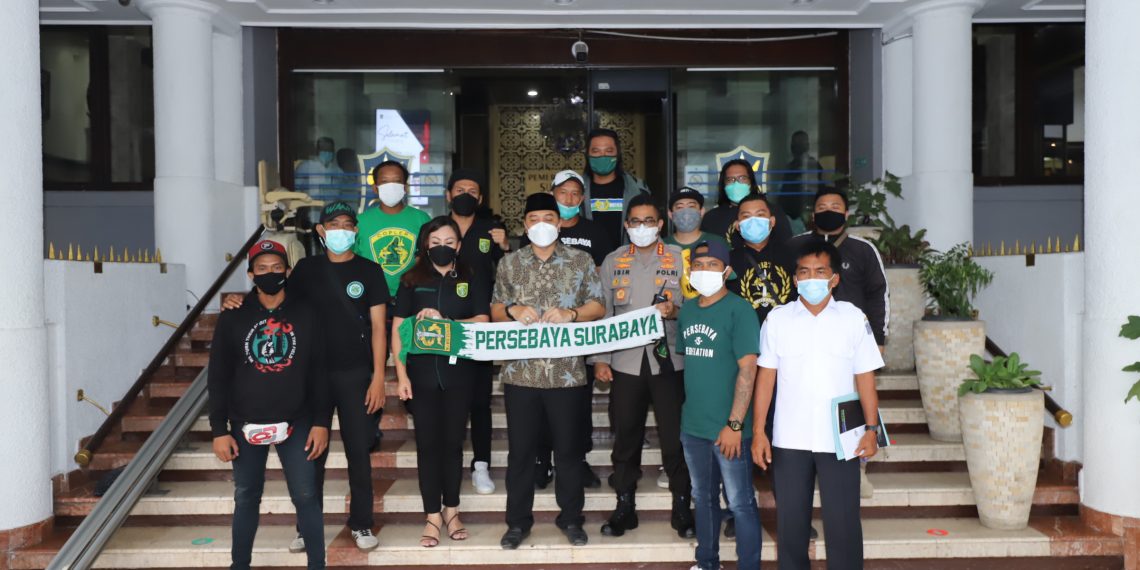Ultah Persebaya, Wali Kota Eri Gemakan Song for Pride di Sudut Kota Pahlawan