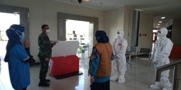 Brigjen TNI Herman Tinjau Tempat Isolasi Covid di Bangkalan