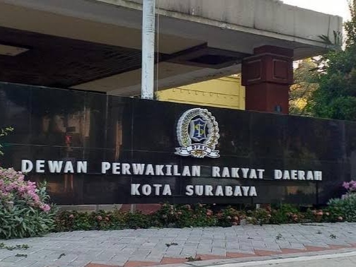 Dewan Bantah Kabar Lockdown Kantor DPRD Kota Surabaya