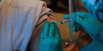 Surabaya Genjot Program Vaksinasi Gotong Royong