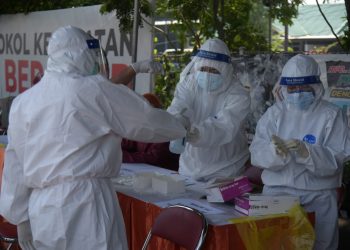 Pemkot Surabaya Tambah Nakes di Pos Penyekatan Suramadu Jadi 500 Orang