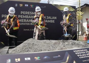 PT BSI Bangun Jalan Pulau Merah – Rowojambe