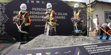 PT BSI Bangun Jalan Pulau Merah – Rowojambe