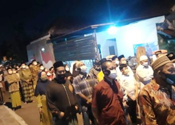 Tolak Balak, Warga Sungon Keliling Kampung Sambil Baca Do’a