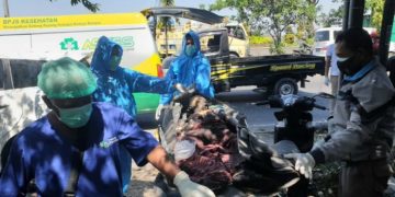 Gresik Geger, Ditemukan Mayat Mengering di Warung Dekat Tugu Bunder