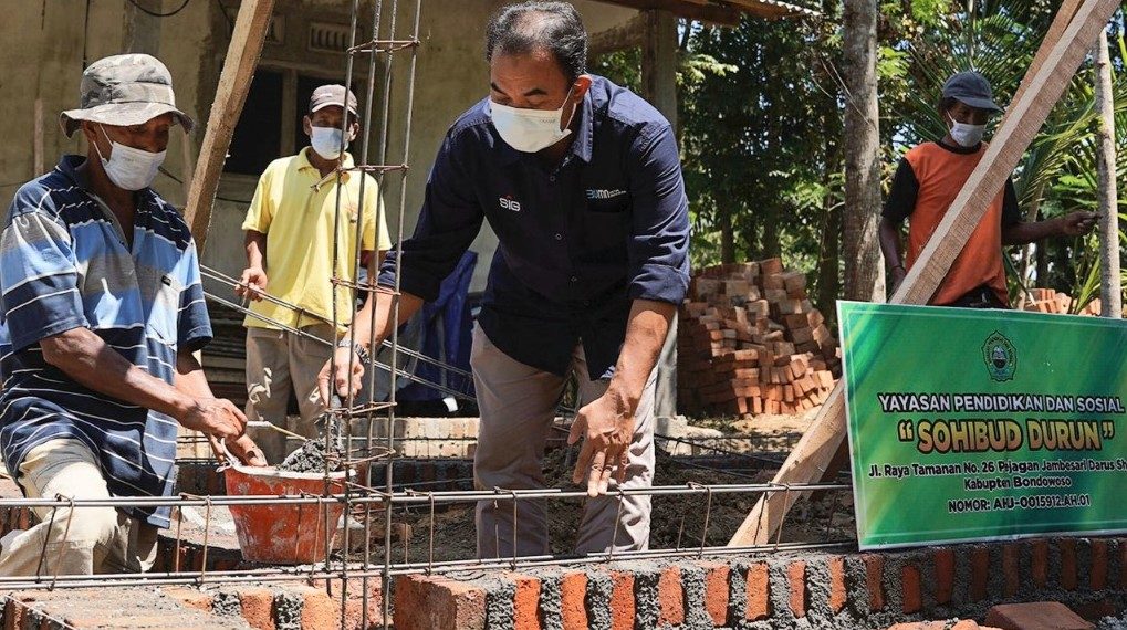 SIG Peduli Pendidikan Salurkan Bantuan Rp 1,36 Miliar ke Situbondo-Bondowoso