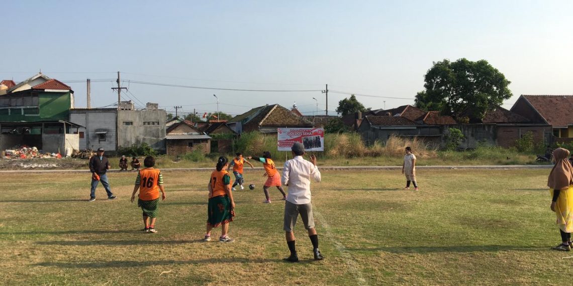 Peringati HUT RI, Pemuda Dusun Suko Gelar Sepak Bola Ibu-ibu