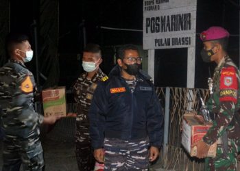 Baksos Taruna AAL di Pulau Terluar