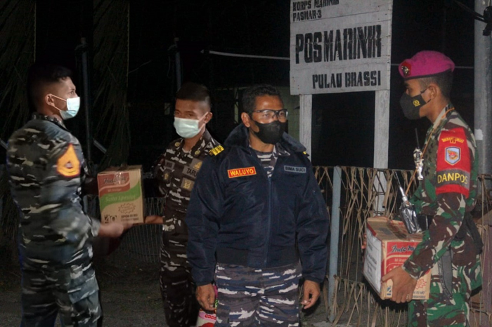 Baksos Taruna AAL di Pulau Terluar