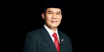 Bambang Haryo Soekartono