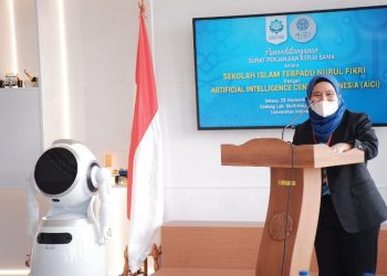 Dr. Baiq Hana Susanti, M. Sc., selaku Wakil Direktur AiCI memberikan sambutan dalam acara penandatanganan PKS.