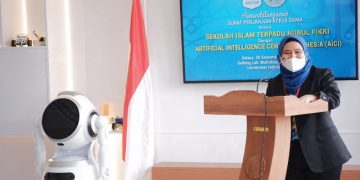 Dr. Baiq Hana Susanti, M. Sc., selaku Wakil Direktur AiCI memberikan sambutan dalam acara penandatanganan PKS.