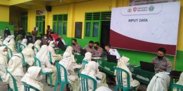Forkopimda Lamongan Gencarkan Serbuan Vaksinasi Merdeka